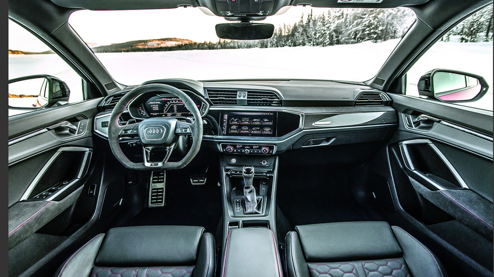 Audi RS Q3 Sportback: H χρυσή τομή μεταξύ SUV και σπορ αυτοκινήτου